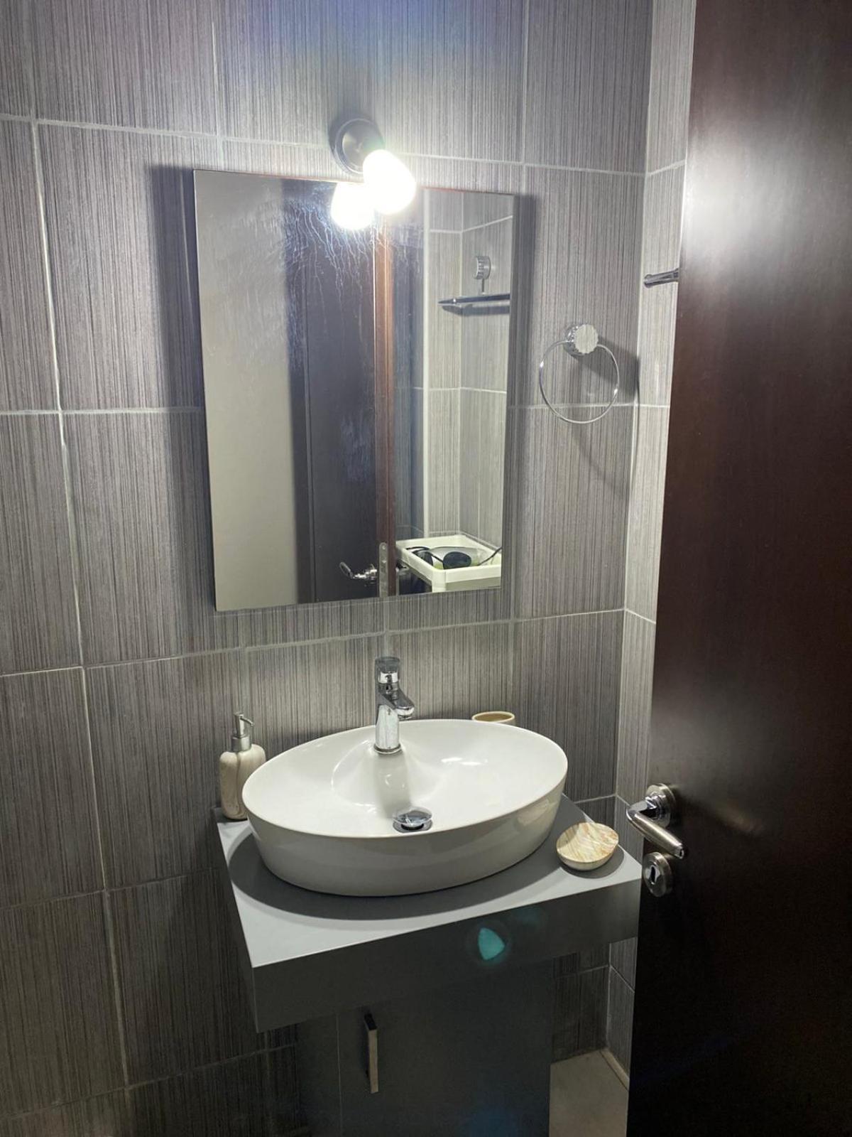 Golden House Apartment อเล็กซานโดรโพลิส ภายนอก รูปภาพ